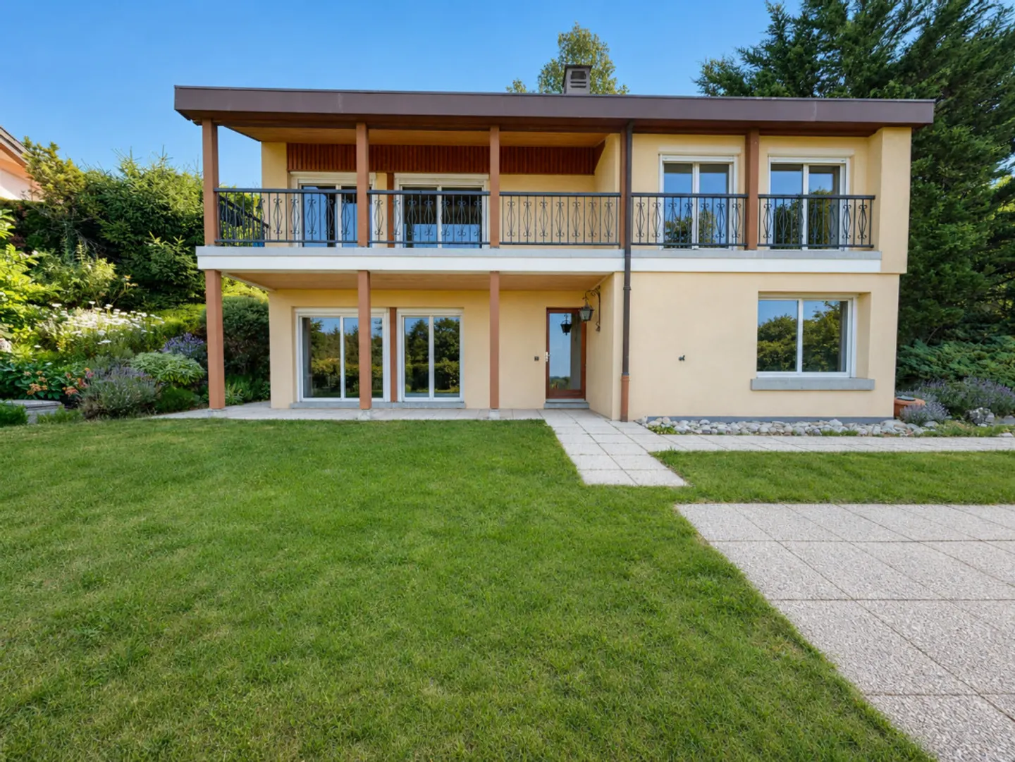 Wunderschöne Villa in Grandvaux - außergewöhnlicher Blick - Foto 2 von 10