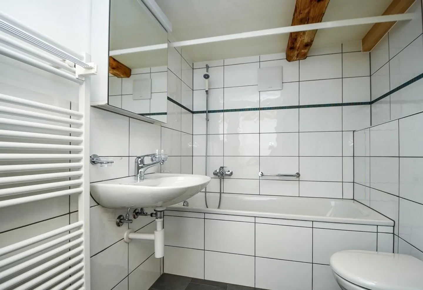 Galeriewohnung mit grosser Dachterrasse in der Berner Altstadt - Foto 9 von 11