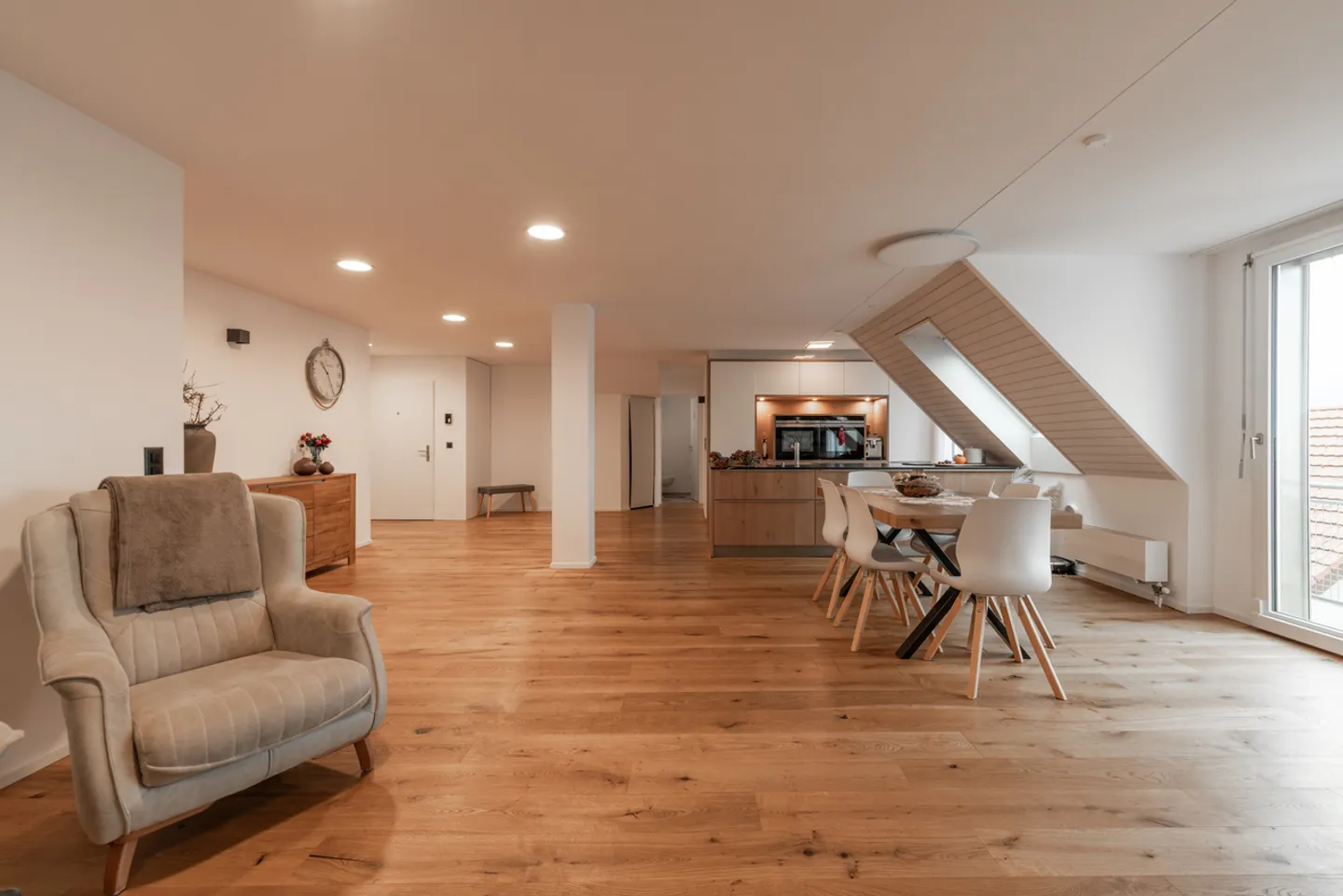 Deux appartements - pour un prix - Photo 2 sur 13