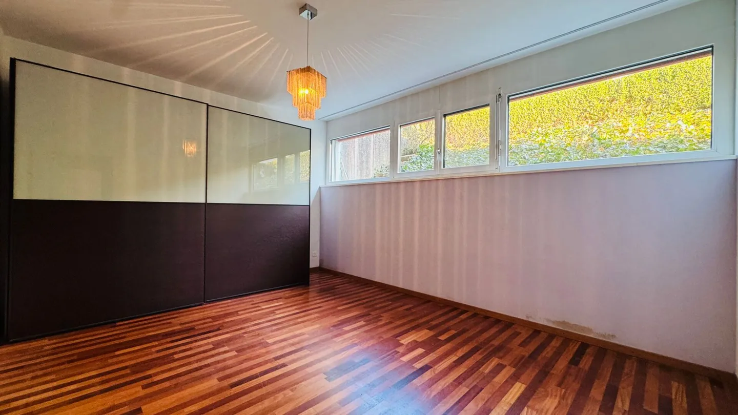 Modern 5.5-room garden maisonette apartment with winter garden, seating area and garage space - Photo 6 of 15