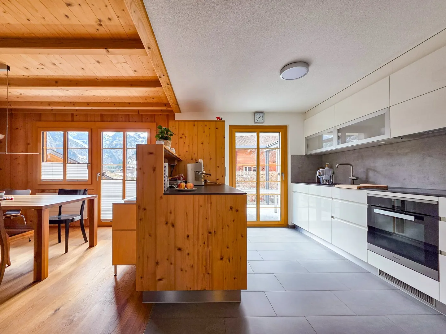 Charmantes Einfamilienhaus in Kandersteg - Foto 4 von 37