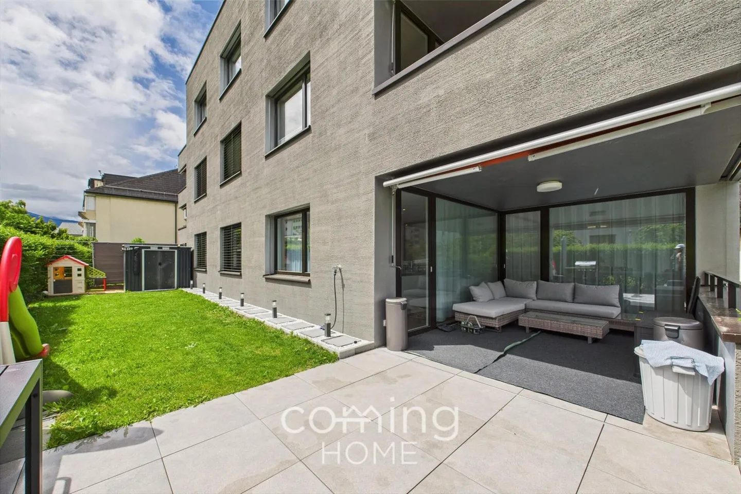 Modern 5.5-room apartment in Brig-Glis - spacious, sunny and with garden - Photo 3 of 13