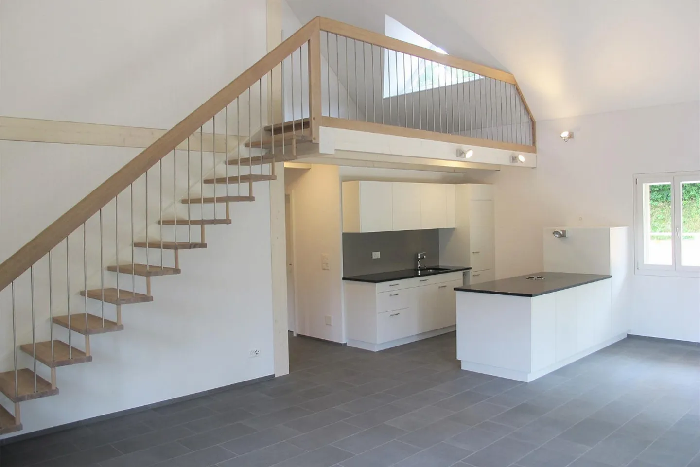 Magnifique appartement duplex 4.5 - 1er étage / 2ème étage au cœur d'Ittigen - Photo 1 sur 13