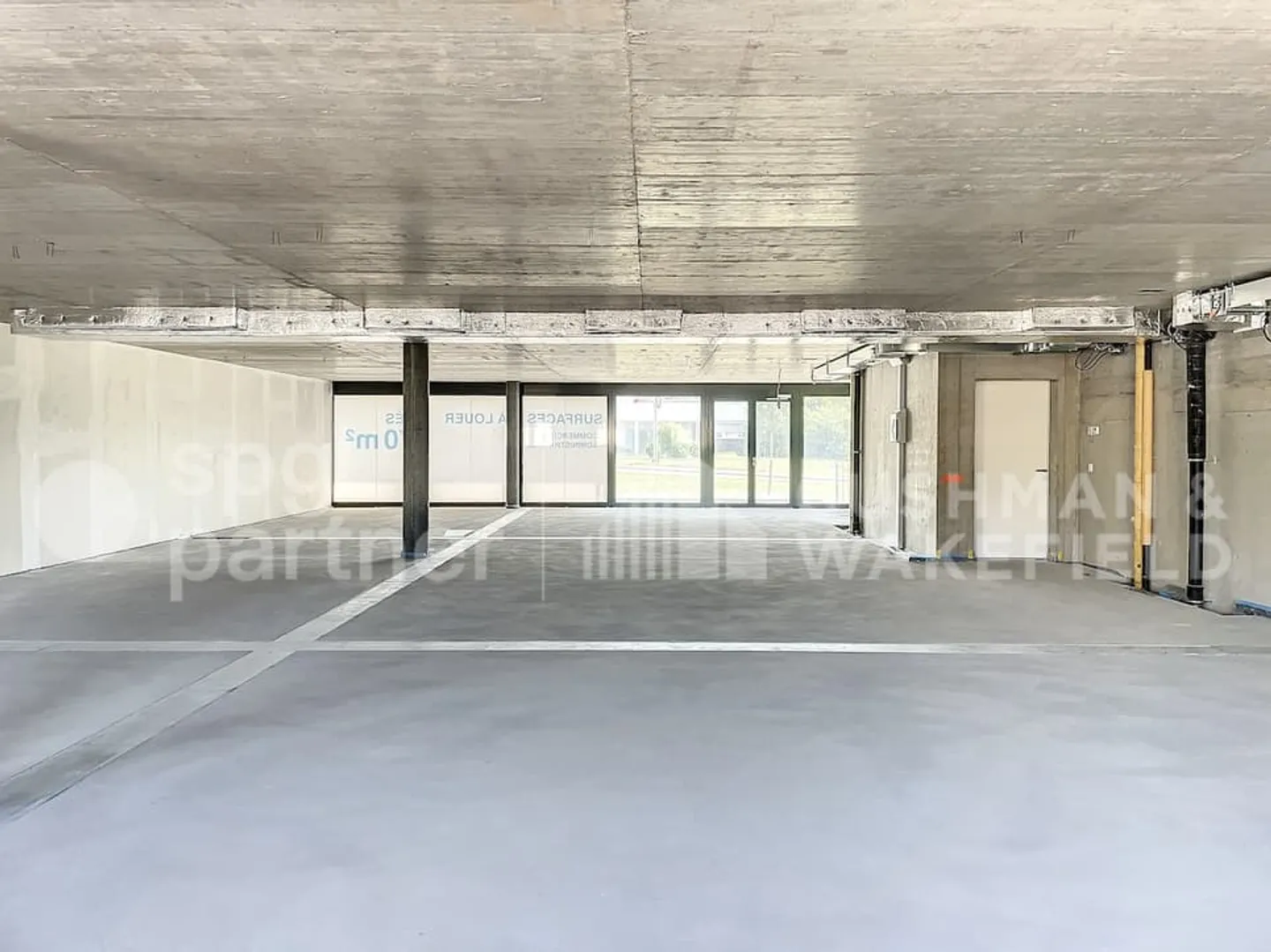 Business Park A bright and functional setting for your activity - Photo 2 of 11