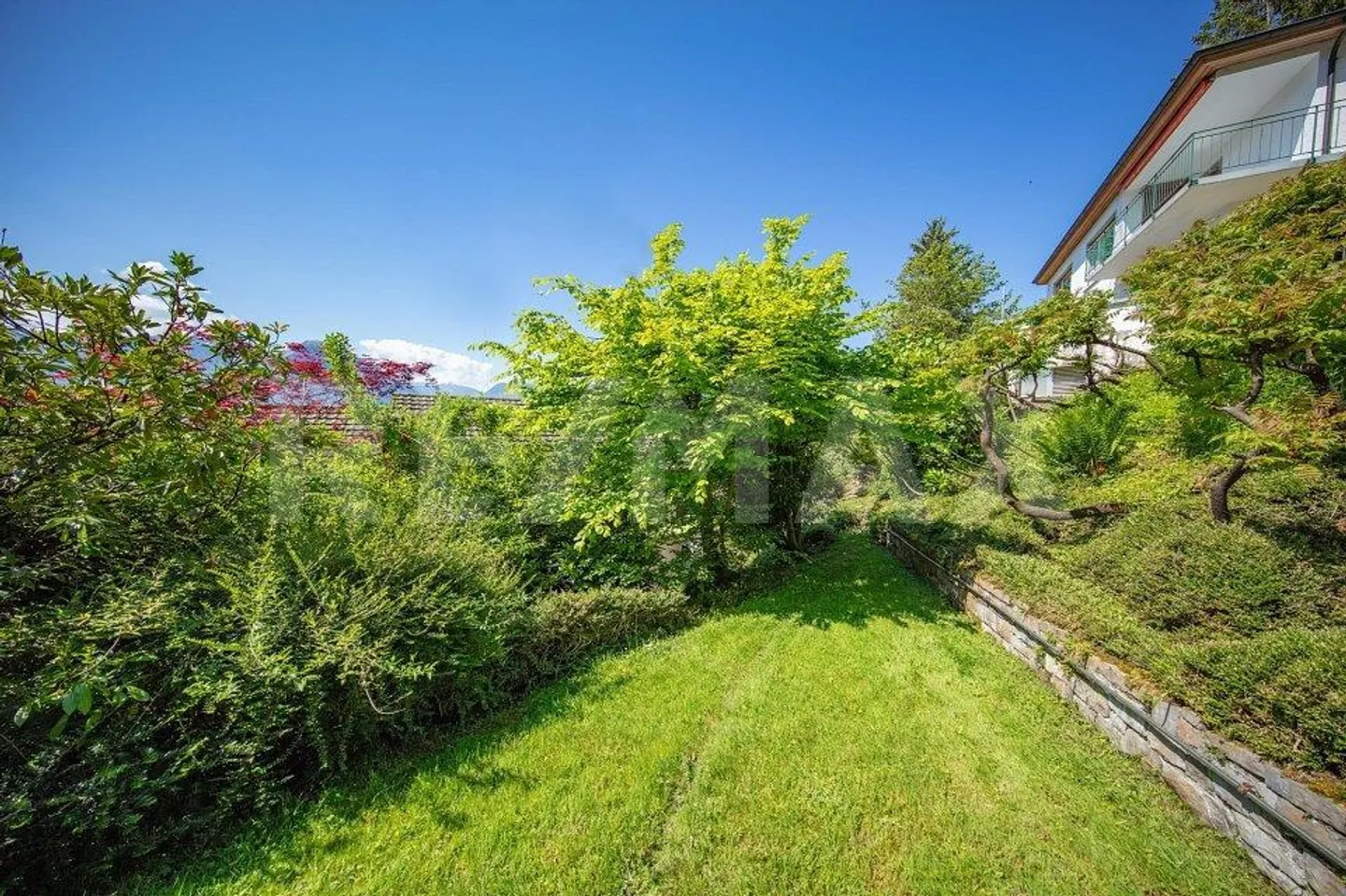 Villa esclusiva con vista sul lago e sulle montagne, grande giardino a Vitznau: La tua casa dei sogni! - Foto 11 di 13