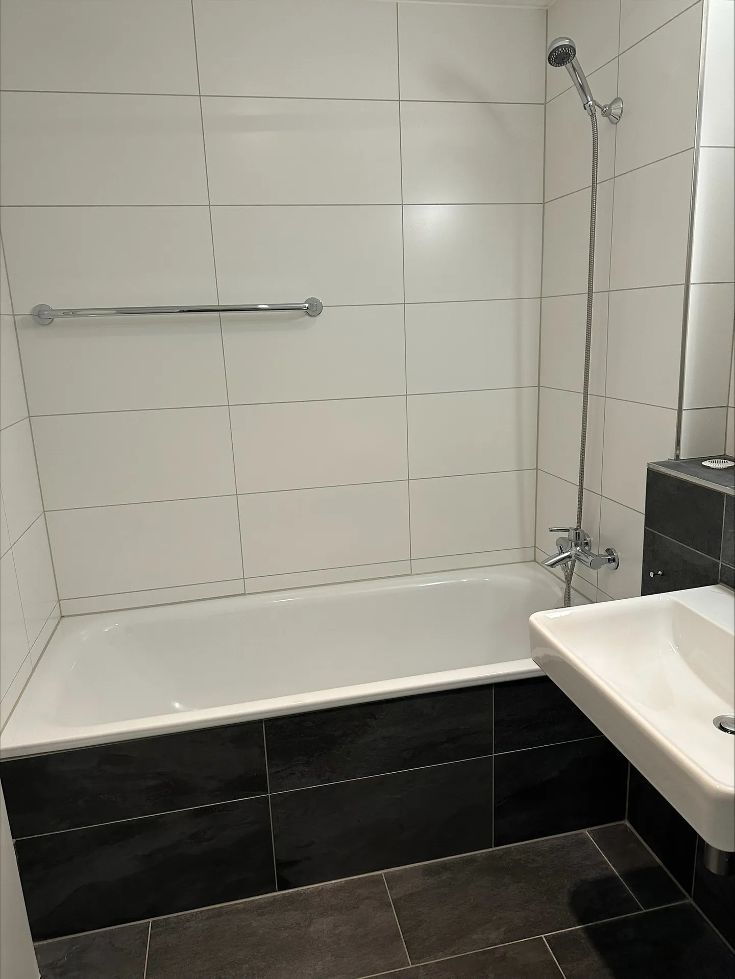 Erdgeschosswohnung mit Garten - Foto 7 von 10