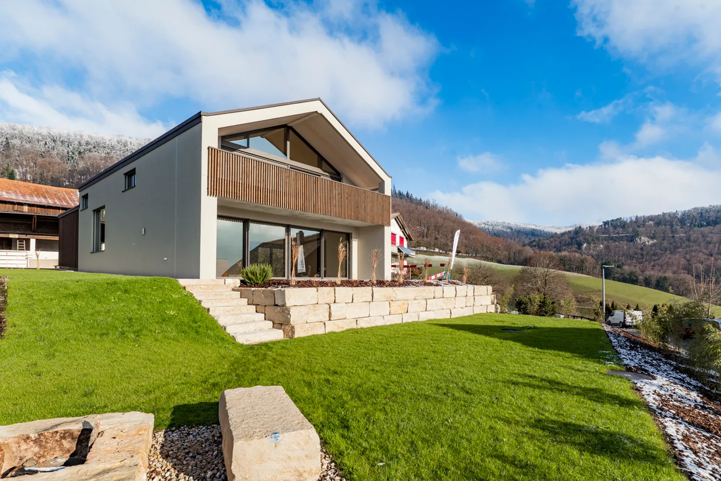 Villa elegante con un ambiente idilliaco - Foto 1 di 13