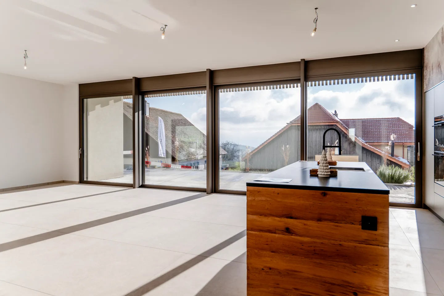 Villa elegante con un ambiente idilliaco - Foto 2 di 13