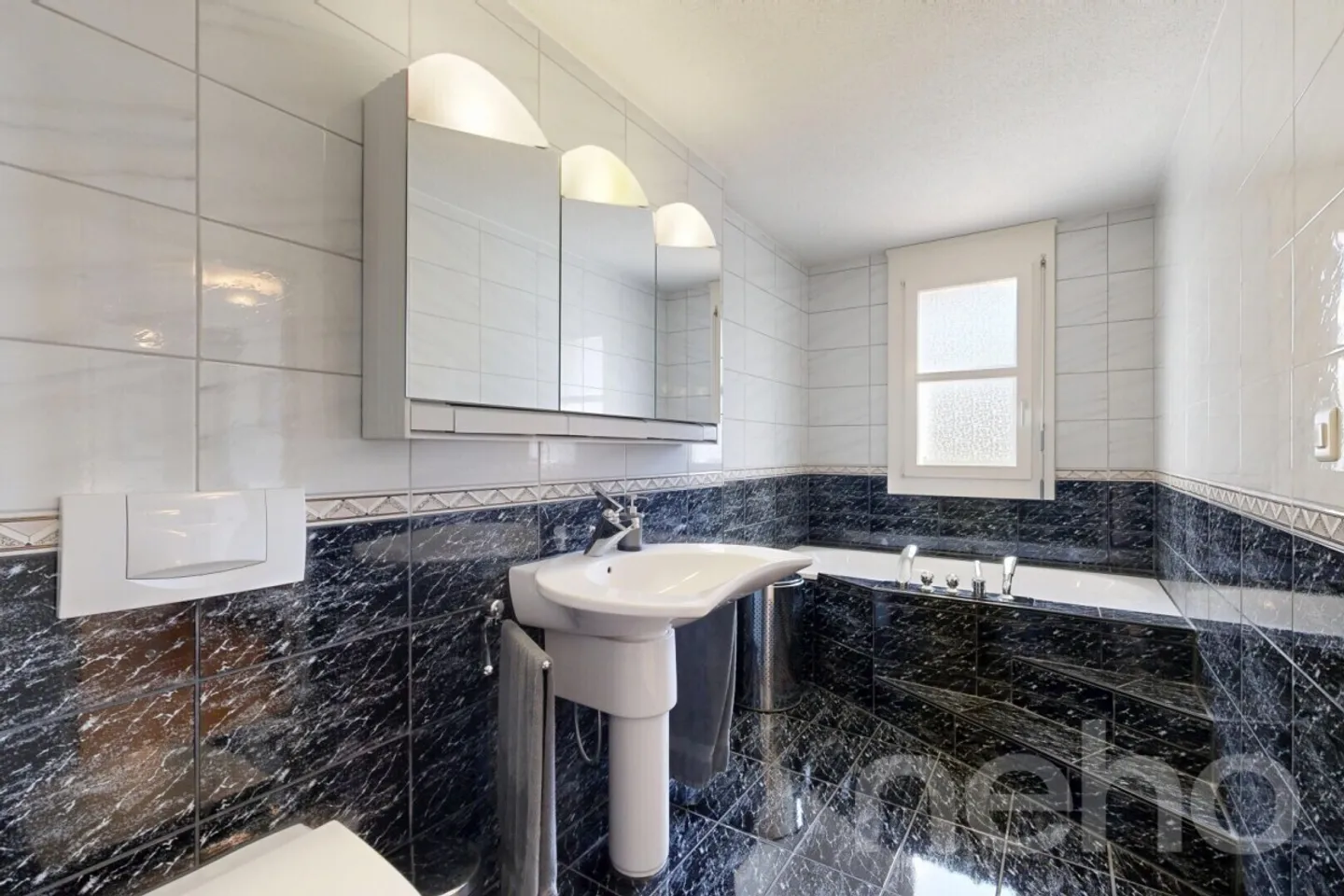 Charmantes Reihenmittelhaus in Stallikon - Foto 9 von 12