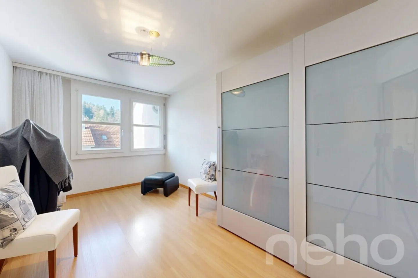 Charmantes Reihenmittelhaus in Stallikon - Foto 10 von 12