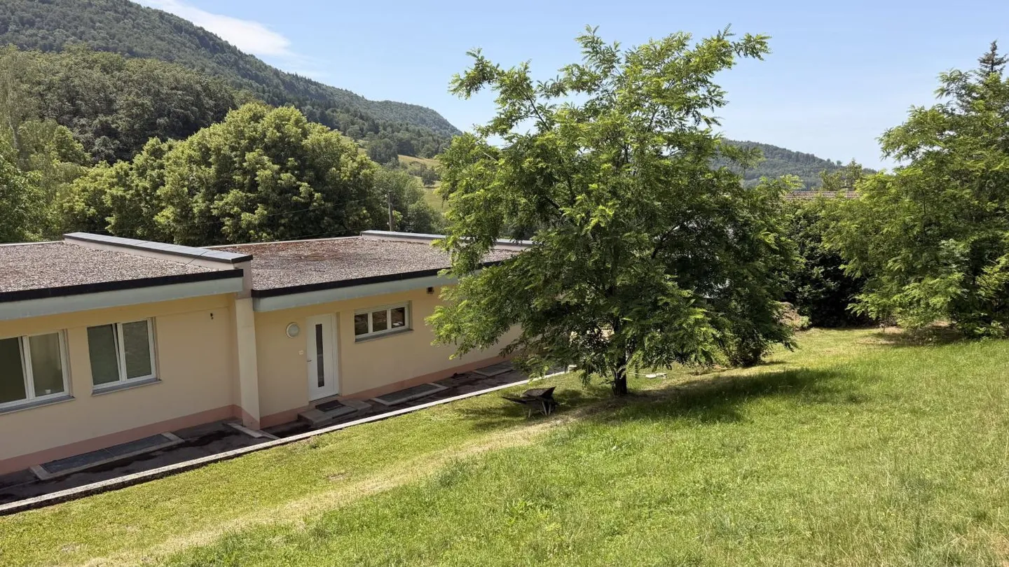 Charmante Maison Familiale avec Jardin - Photo 4 sur 13