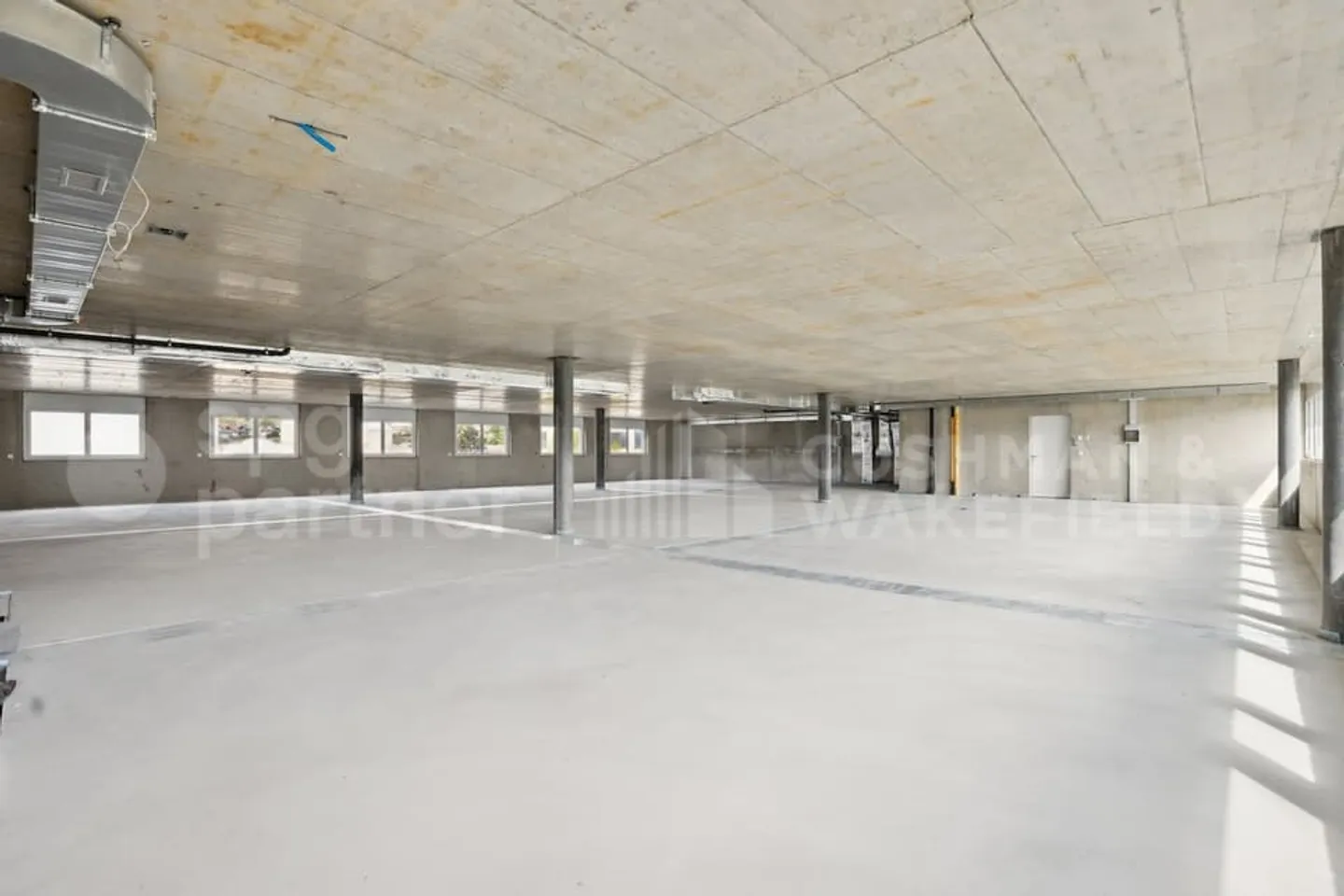 Business Park A bright and functional setting for your activity - Photo 8 of 11