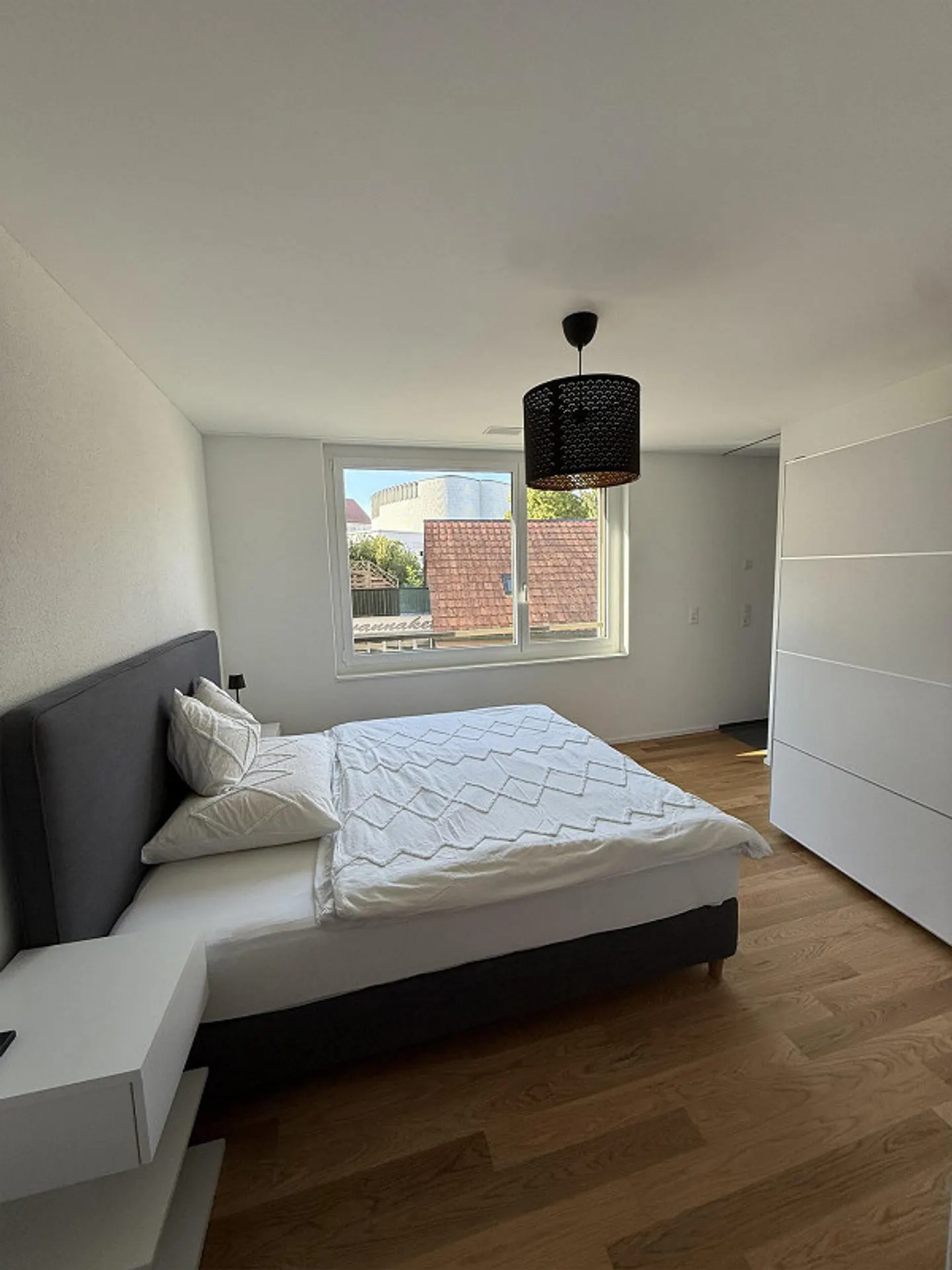 Moderne Wohnung zur Untermiete in Pfäffikon SZ - Foto 4 di 16