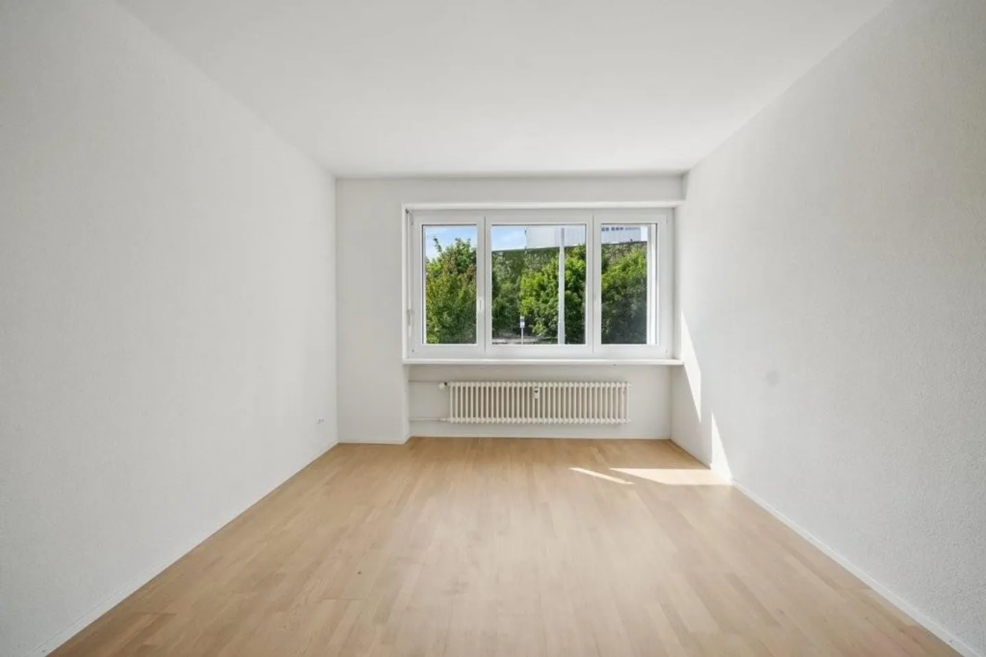 Modern apartment near Novartis Campus - Photo 5 of 7