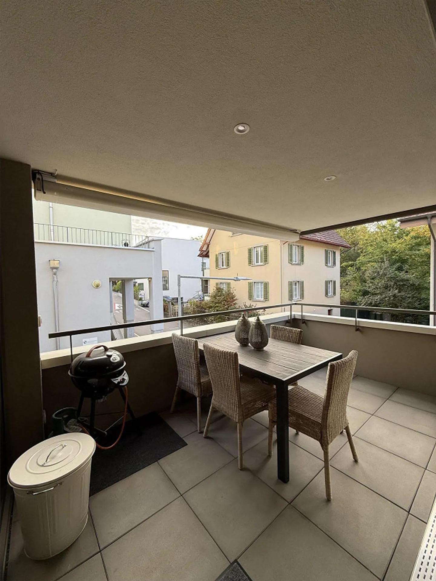 Moderne Wohnung zur Untermiete in Pfäffikon SZ - Foto 13 di 16