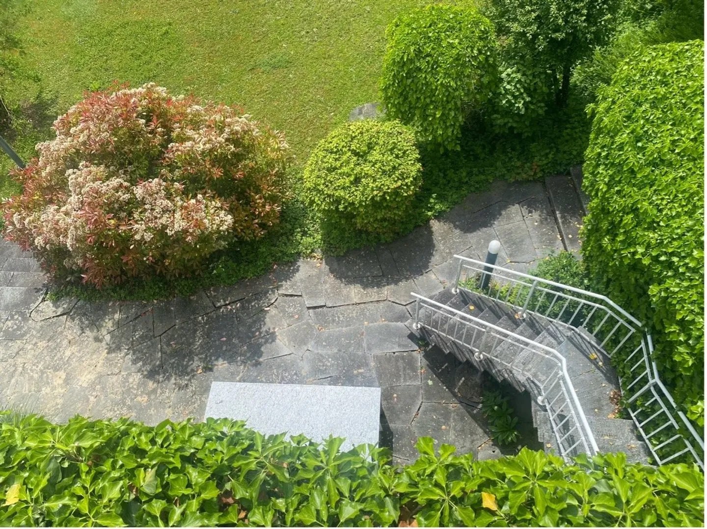 Herrschaftliches Haus mit riesigem Garten im Steingrubenquartier - Foto 5 di 18