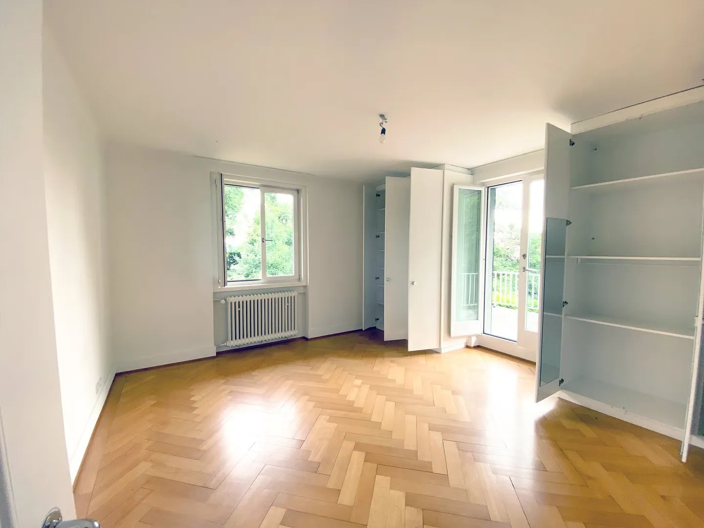 Herrschaftliches Haus mit riesigem Garten im Steingrubenquartier - Foto 9 di 18