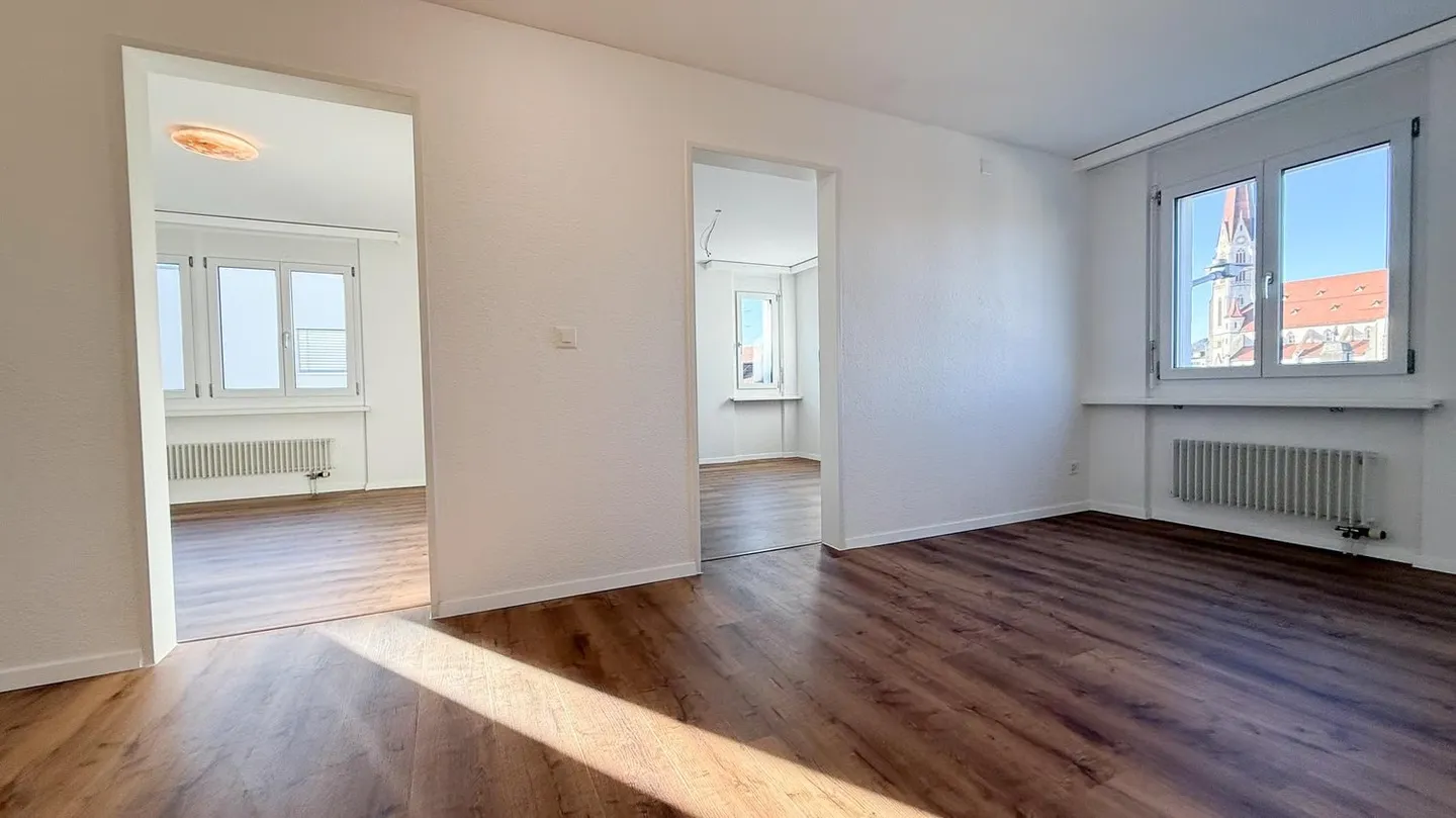Stylish 3 1/2-room city apartment with large balcony - BANK approved - Photo 6 of 9