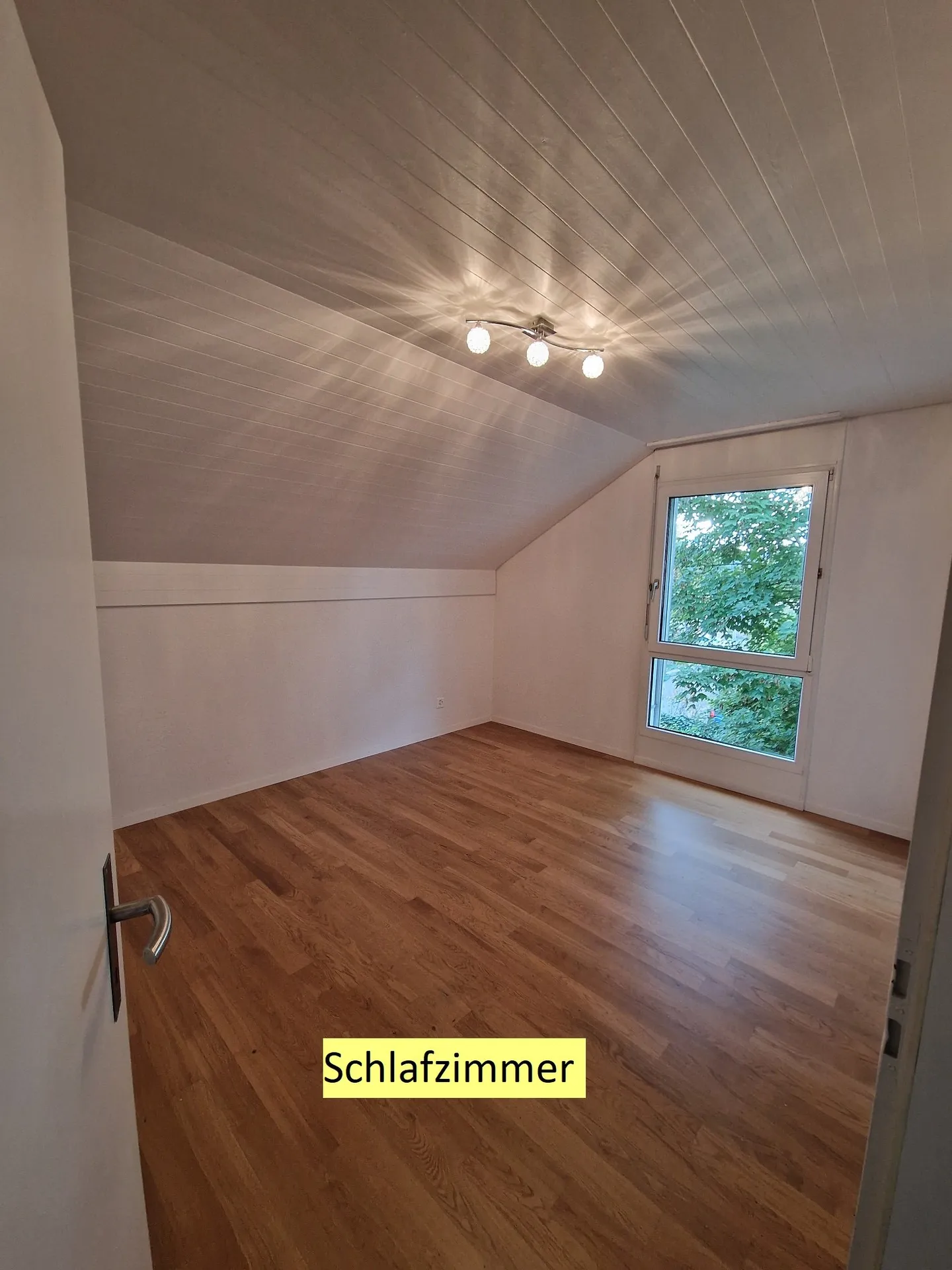 Attractive 5-room apartment with large attic - Photo 14 of 18