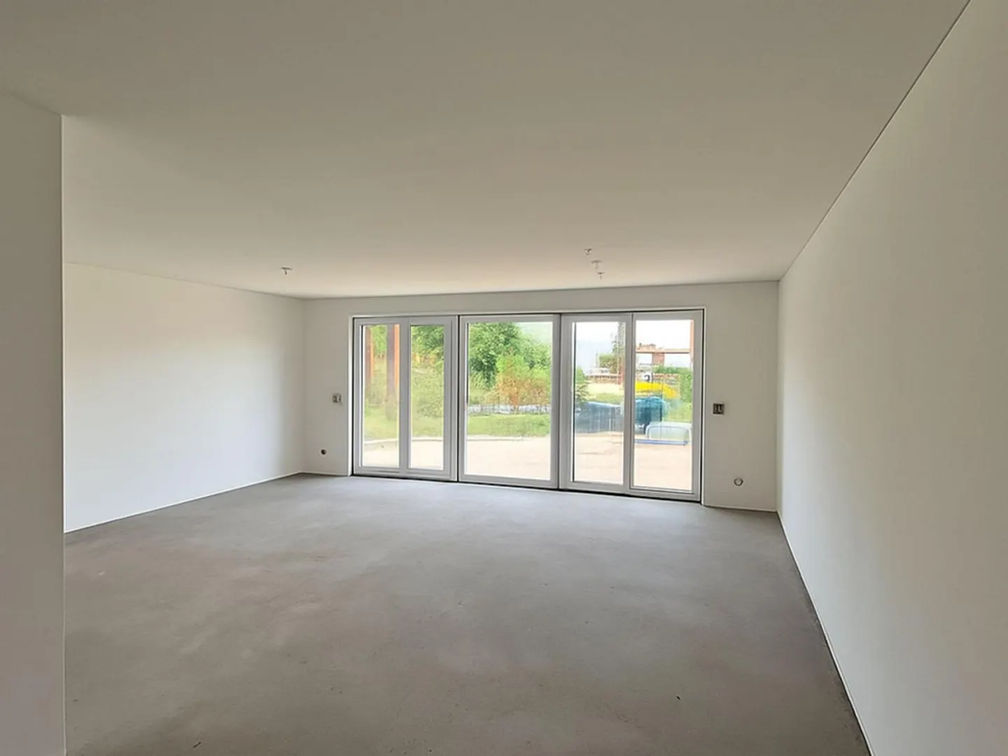 PREISREDUZIERUNG - IHR NEUES ZUHAUSE IST FAST FERTIG - Foto 5 von 9