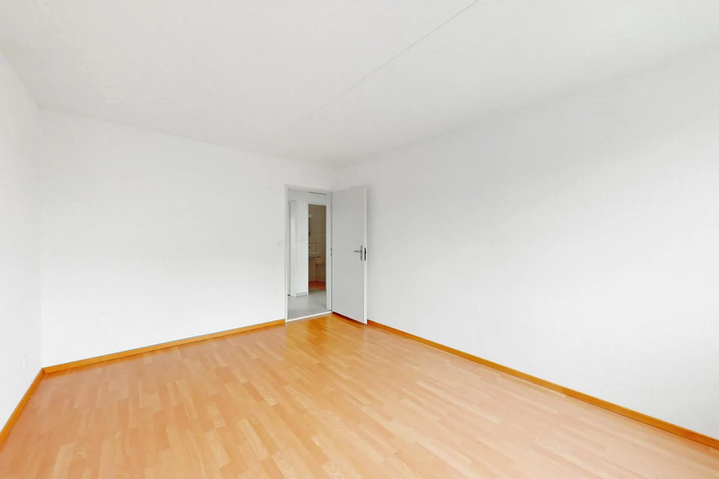 Grosszügige Familienwohnung mit Sicht ins Grüne - Foto 7 di 12