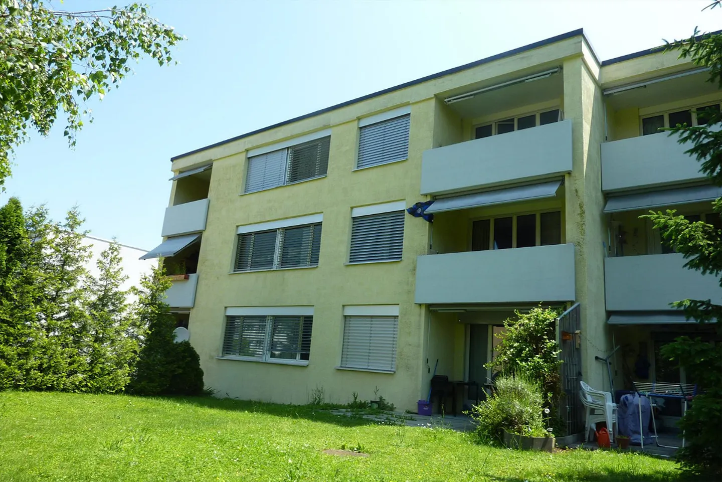 Grosszügige Familienwohnung mit Sicht ins Grüne - Foto 3 di 12