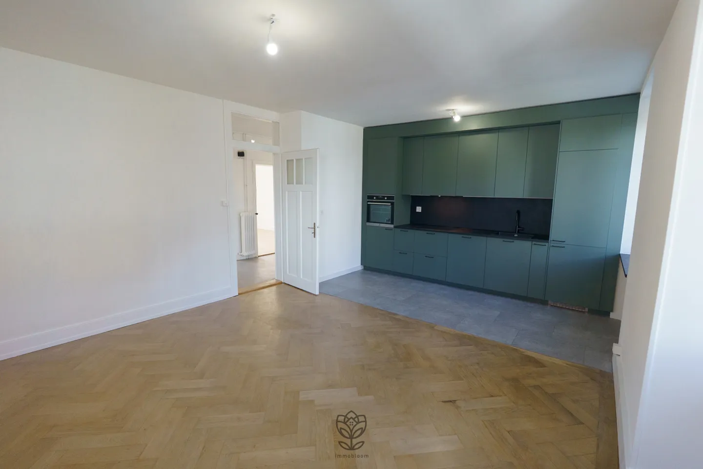 Schöne renovierte Wohnung mit großem Wohnraum - Foto 3 von 17