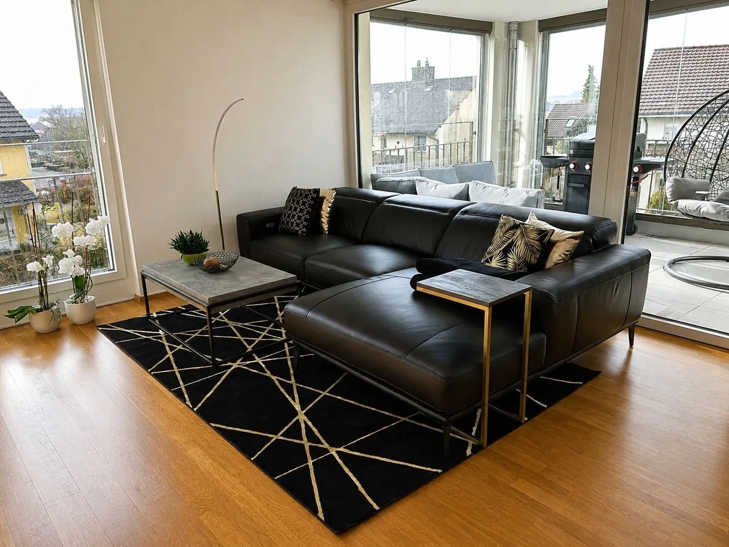 APPARTAMENTO 3½ LOCALI A HEDINGEN (ZH), ARREDATO, TEMPORANEO - Foto 1 di 10