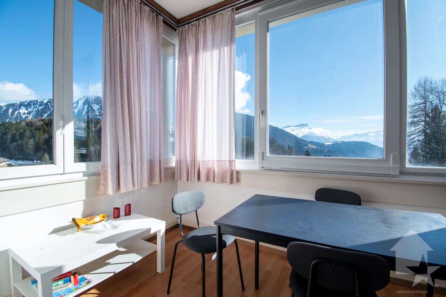 Bell'appartamento continuo a Leysin - Foto 2 di 11