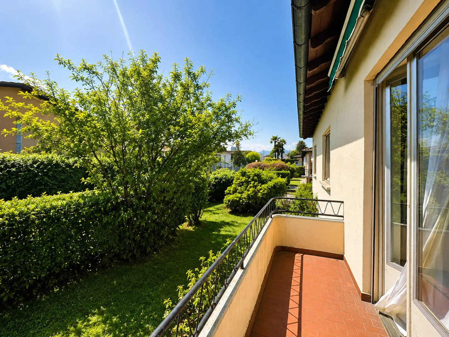 Casa unifamiliare con grande giardino a Morbio inferiore - Photo 9 of 13