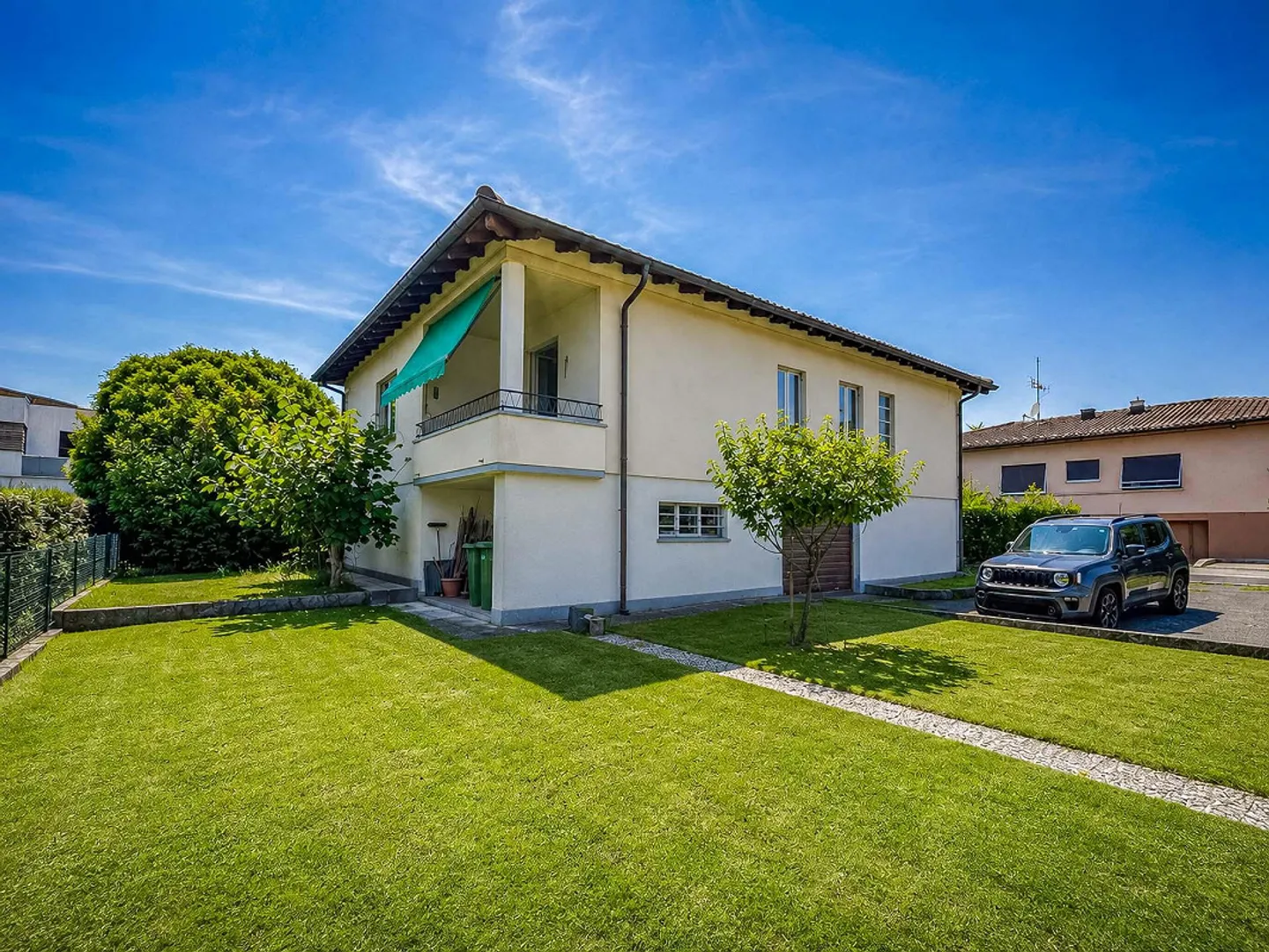 Casa unifamiliare con grande giardino a Morbio inferiore - Photo 10 of 13