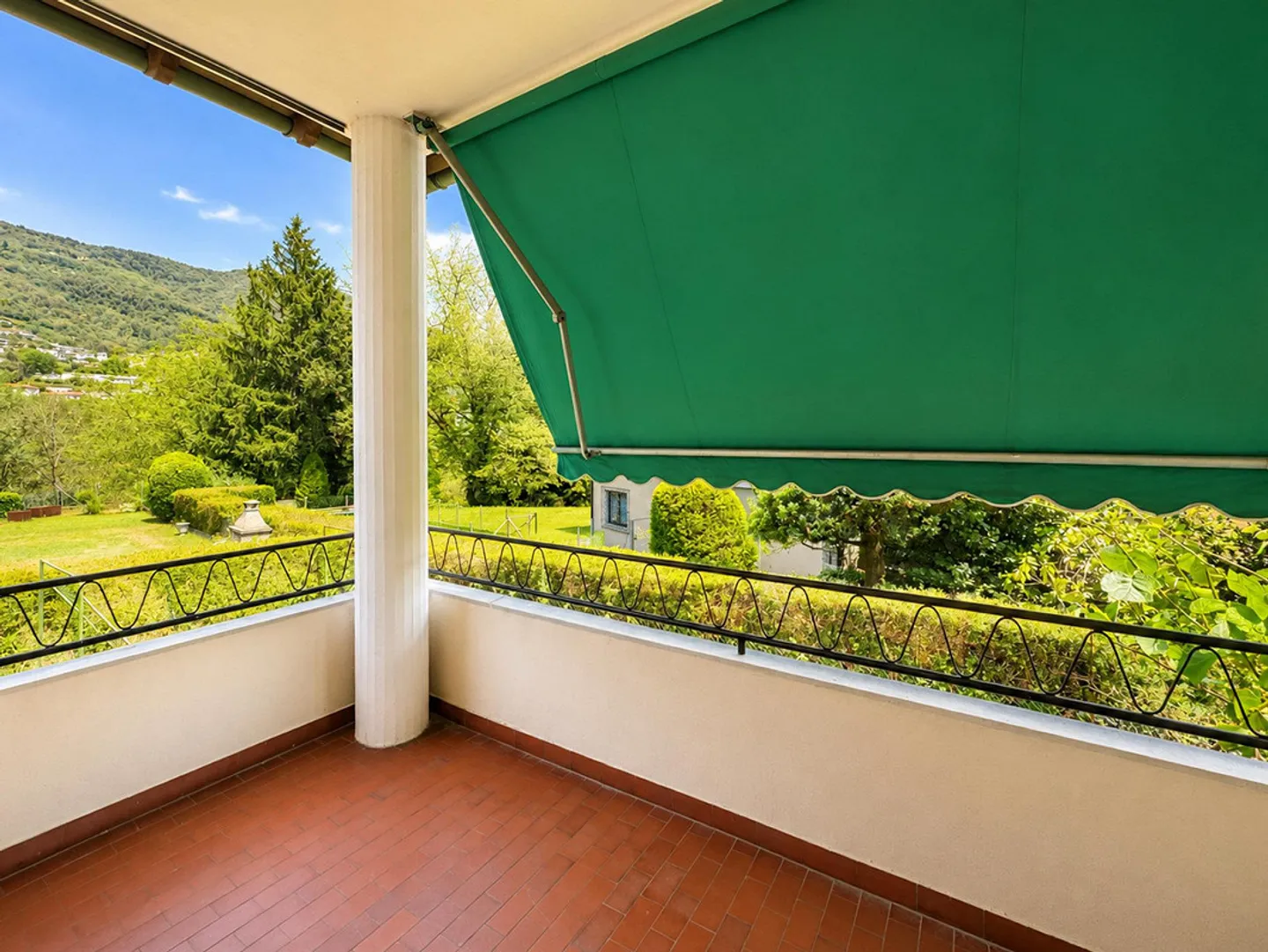 Casa unifamiliare con grande giardino a Morbio inferiore - Photo 8 of 13