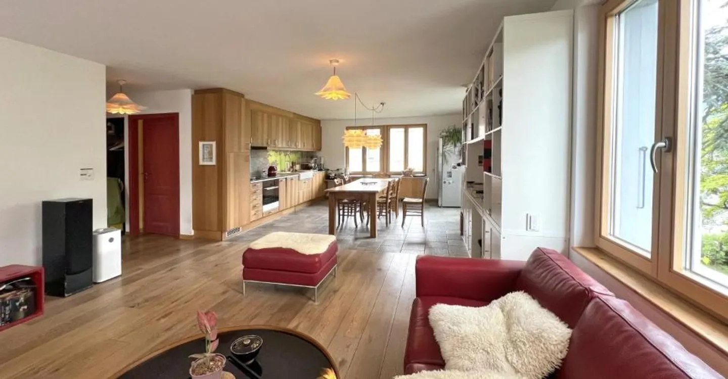 Propriété d'investissement - Photo 3 sur 11