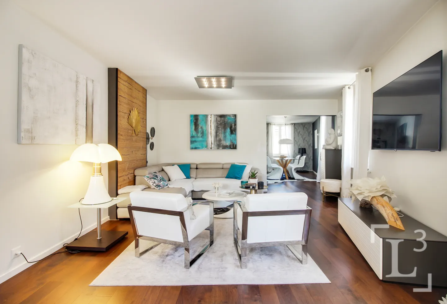 4.5 rooms in the heart of the old town, 100m from the lake! - Photo 2 of 13