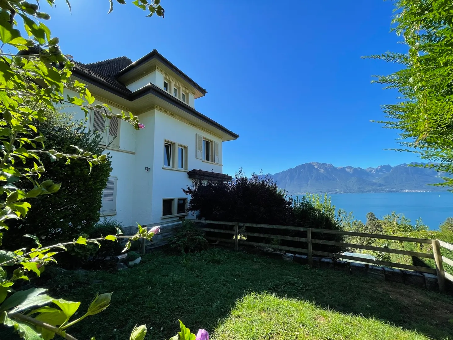 Maison Familiale Exceptionnelle - Photo 1 sur 11