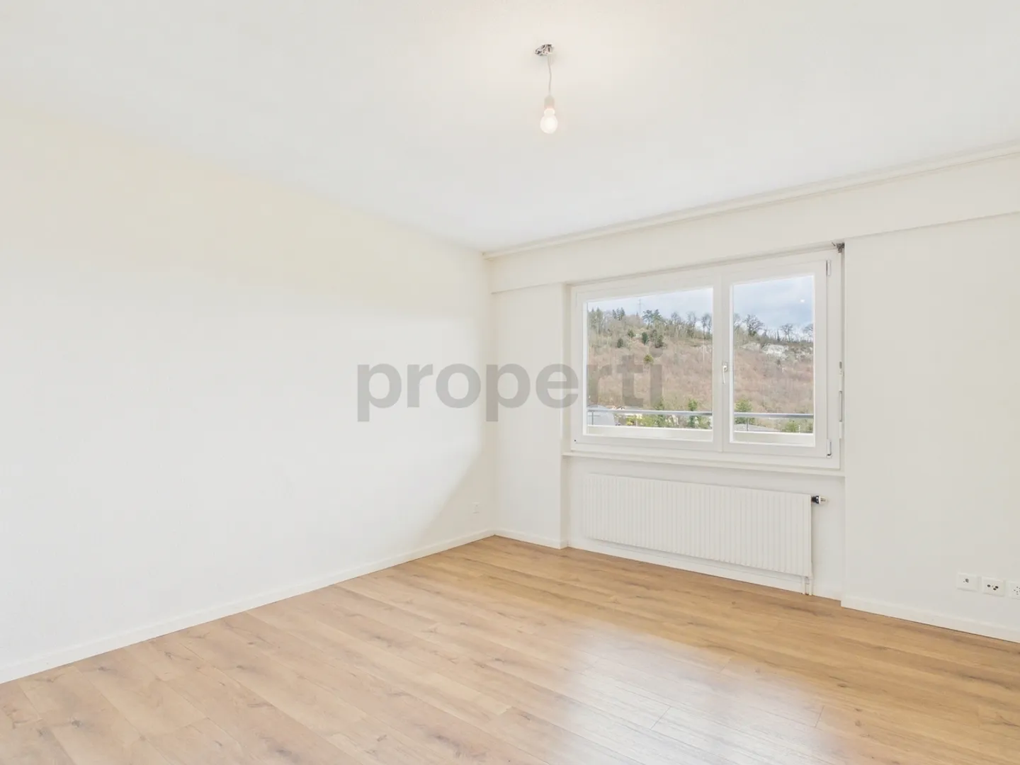 Appartement lumineux de 4,5 pièces avec grand balcon à Trimbach - Photo 6 sur 13