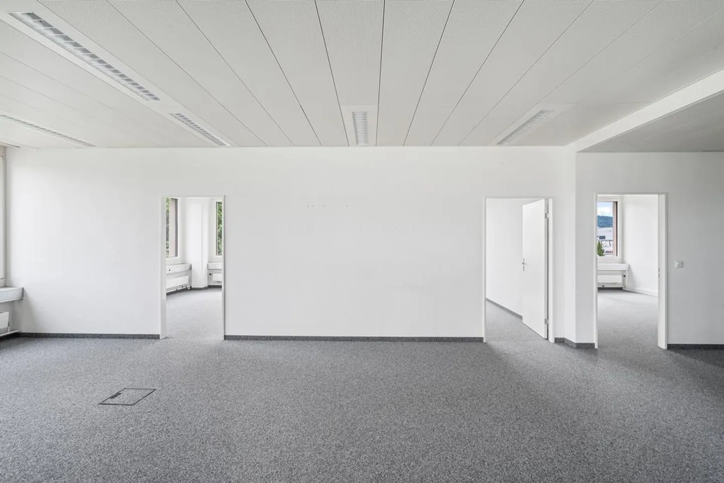 Bureaux attrayants et aménagés dans un emplacement de choix - Photo 9 sur 10
