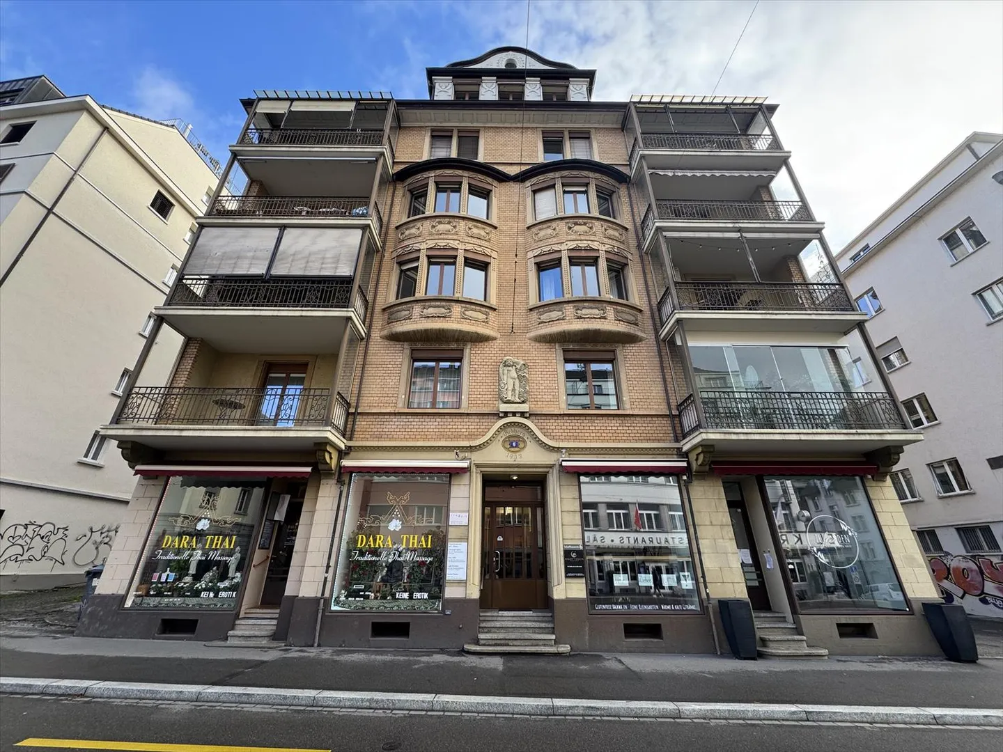 Central Practice Space on Schaffhauserstrasse 6, Zurich - Photo 1 of 11