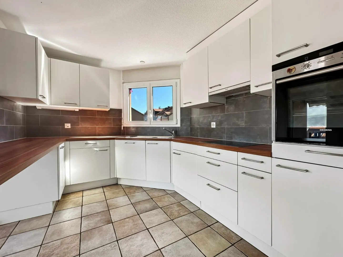 Appartamento DUPLEX con 6,5 stanze e 165 m2 con balcone - Foto 6 di 8