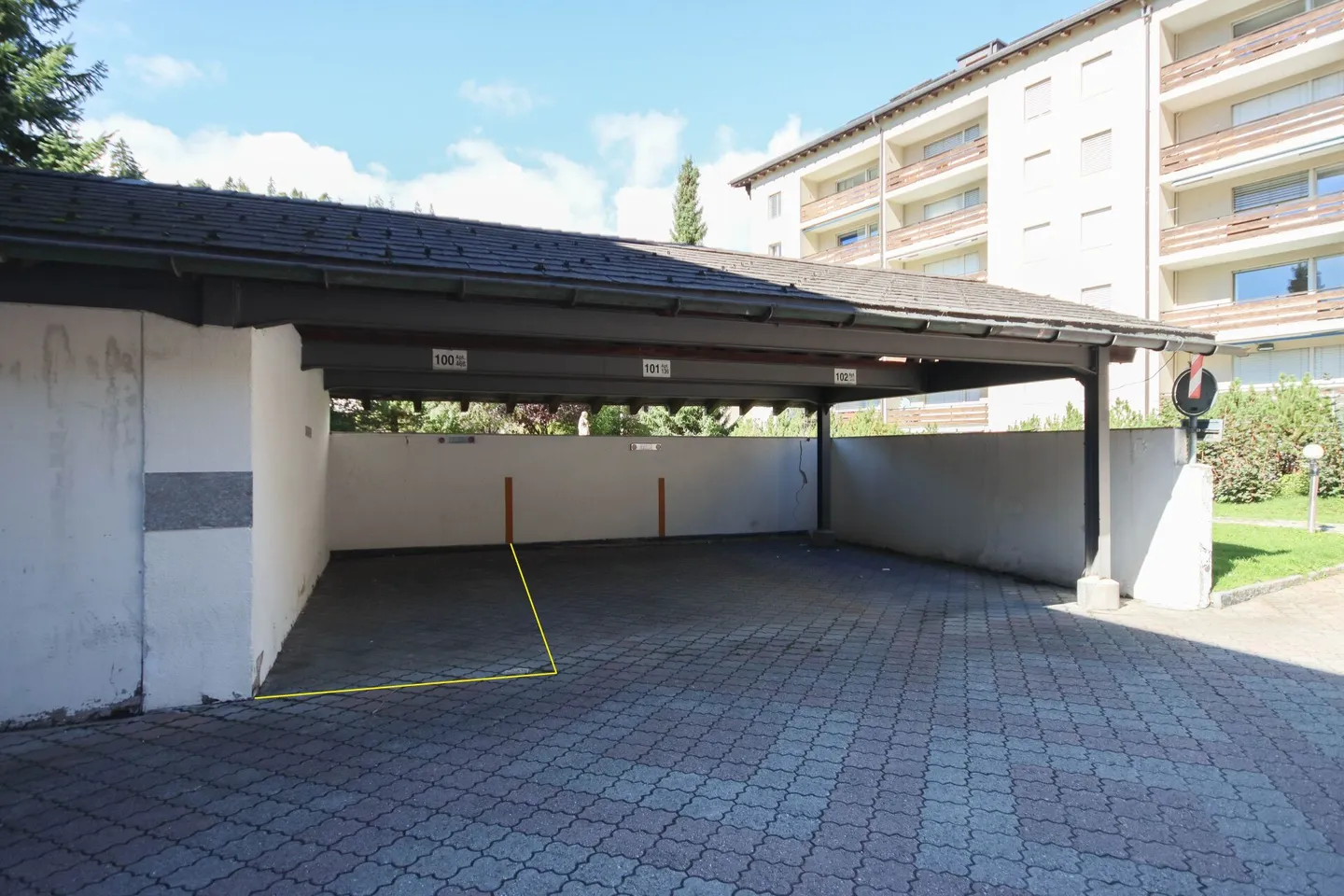 Appartement de vacances entièrement rénové de 1½ pièces au 5ème étage près des remontées mécaniques de Laax dans 'Rancho' - Photo 10 sur 16