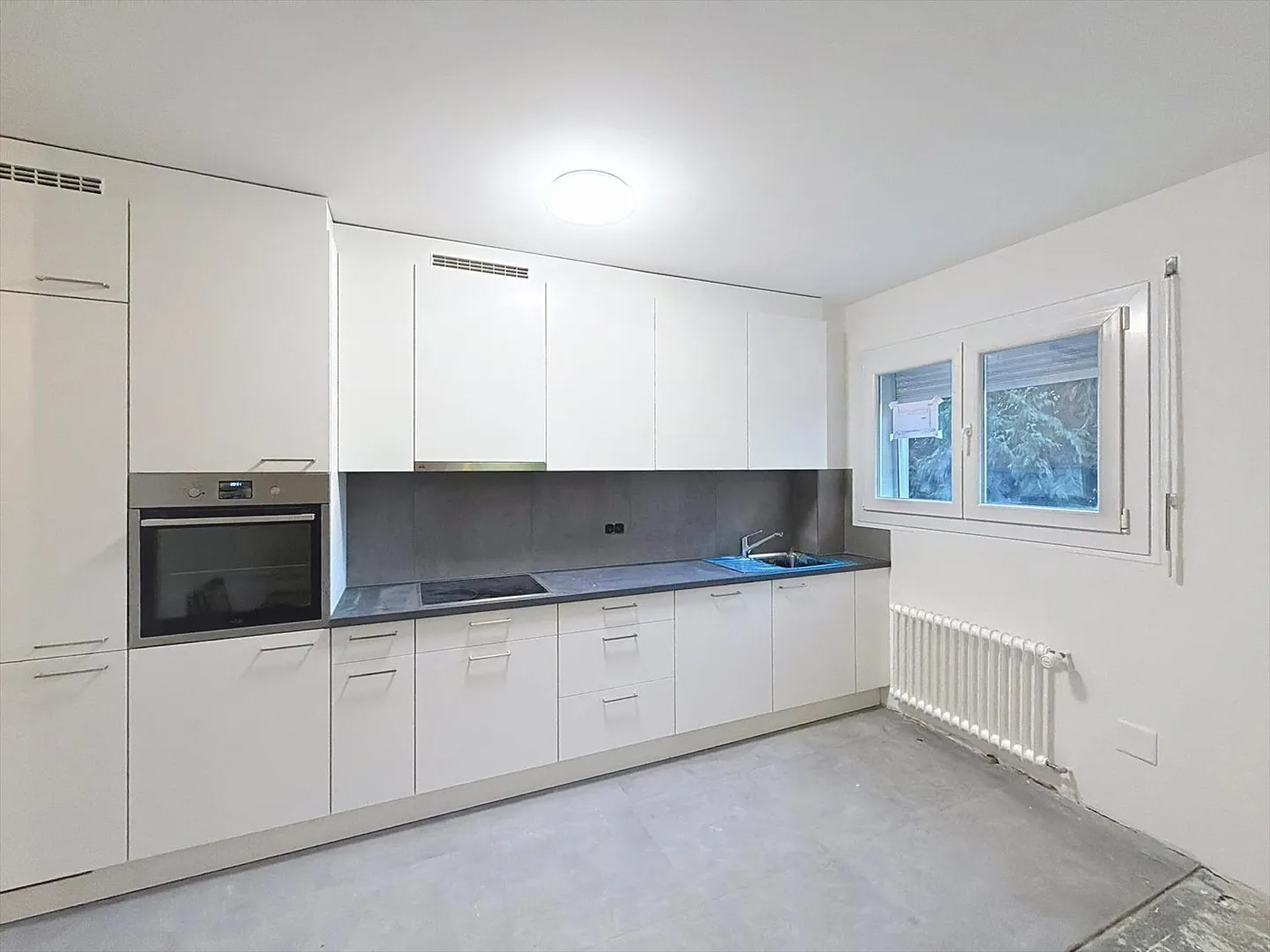 2-room apartment - Photo 1 of 3