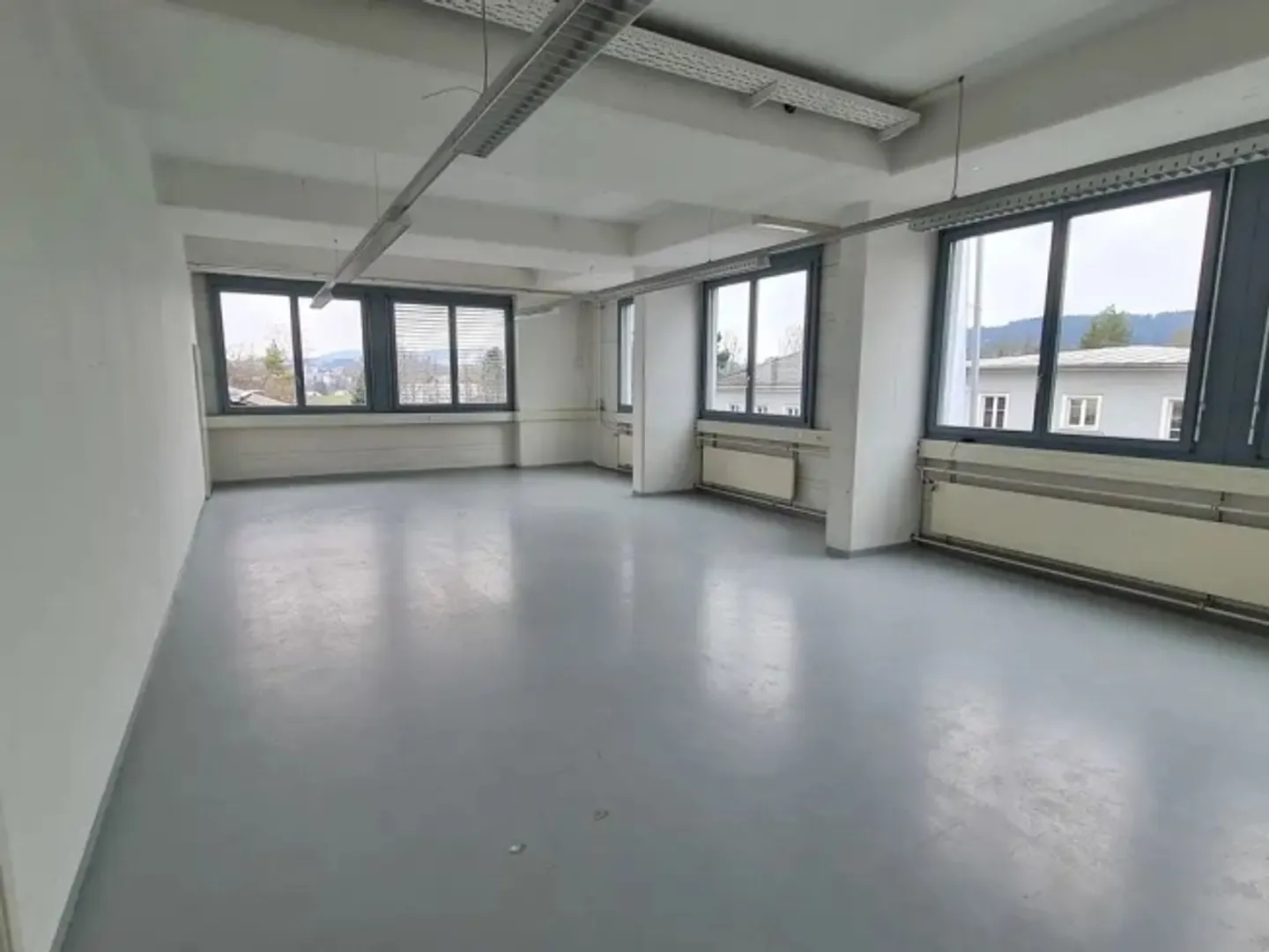 «Vielseitige und moderne Gewerbefläche mit guter Verkehrsanbindung» - Foto 5 von 6