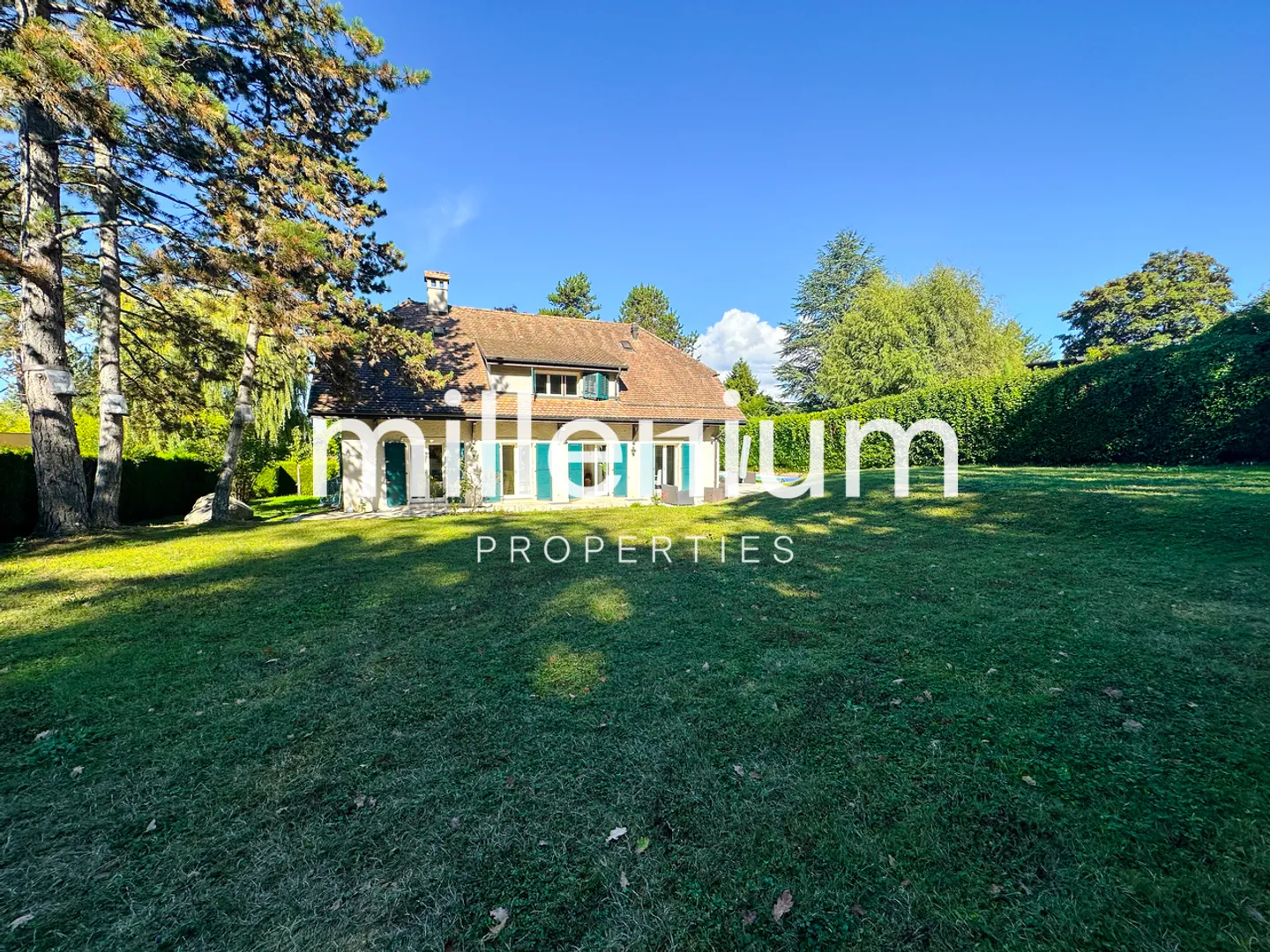 Magnificent House with Pool in Vessy - Photo 1 of 13