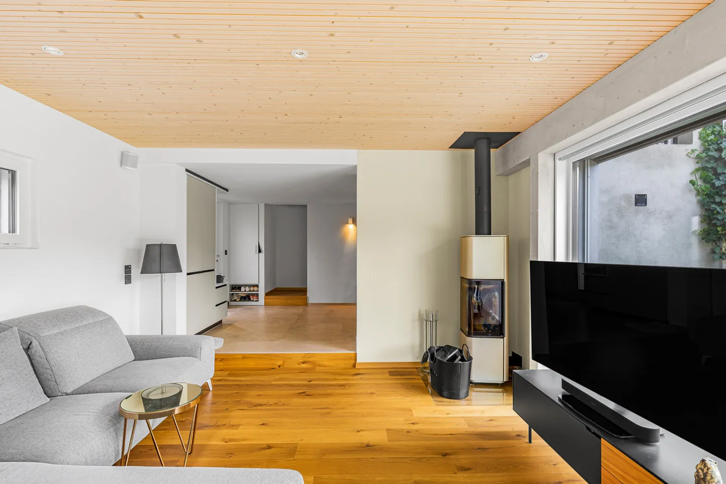 Villa individuelle avec magnifique piscine dans quartier résidentiel! - Photo 5 sur 14