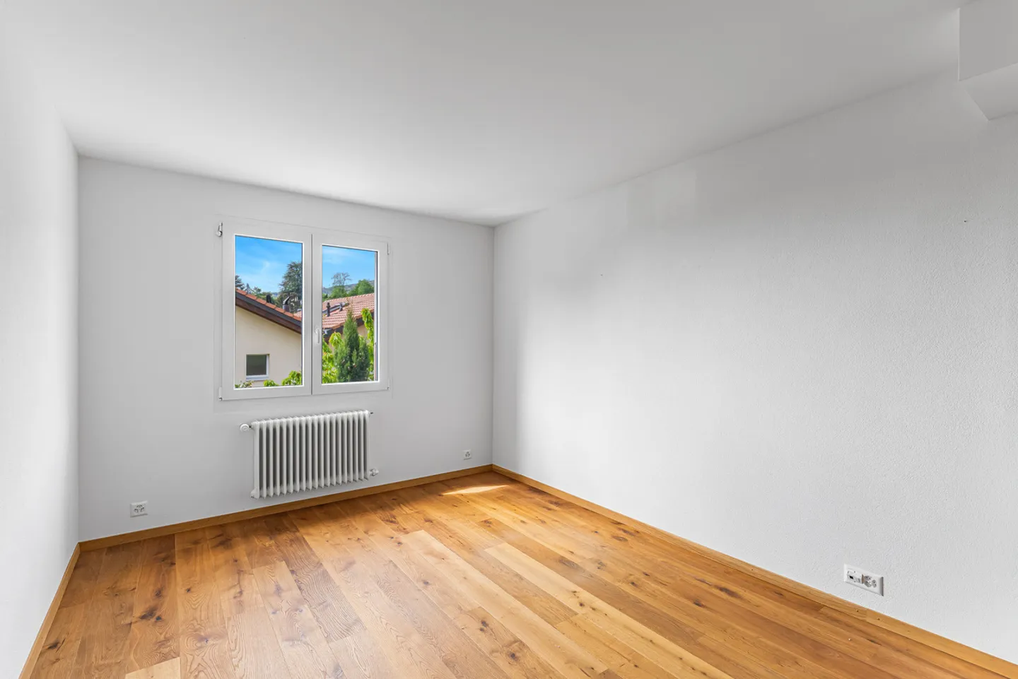 Villa individuelle avec magnifique piscine dans quartier résidentiel! - Photo 9 sur 14