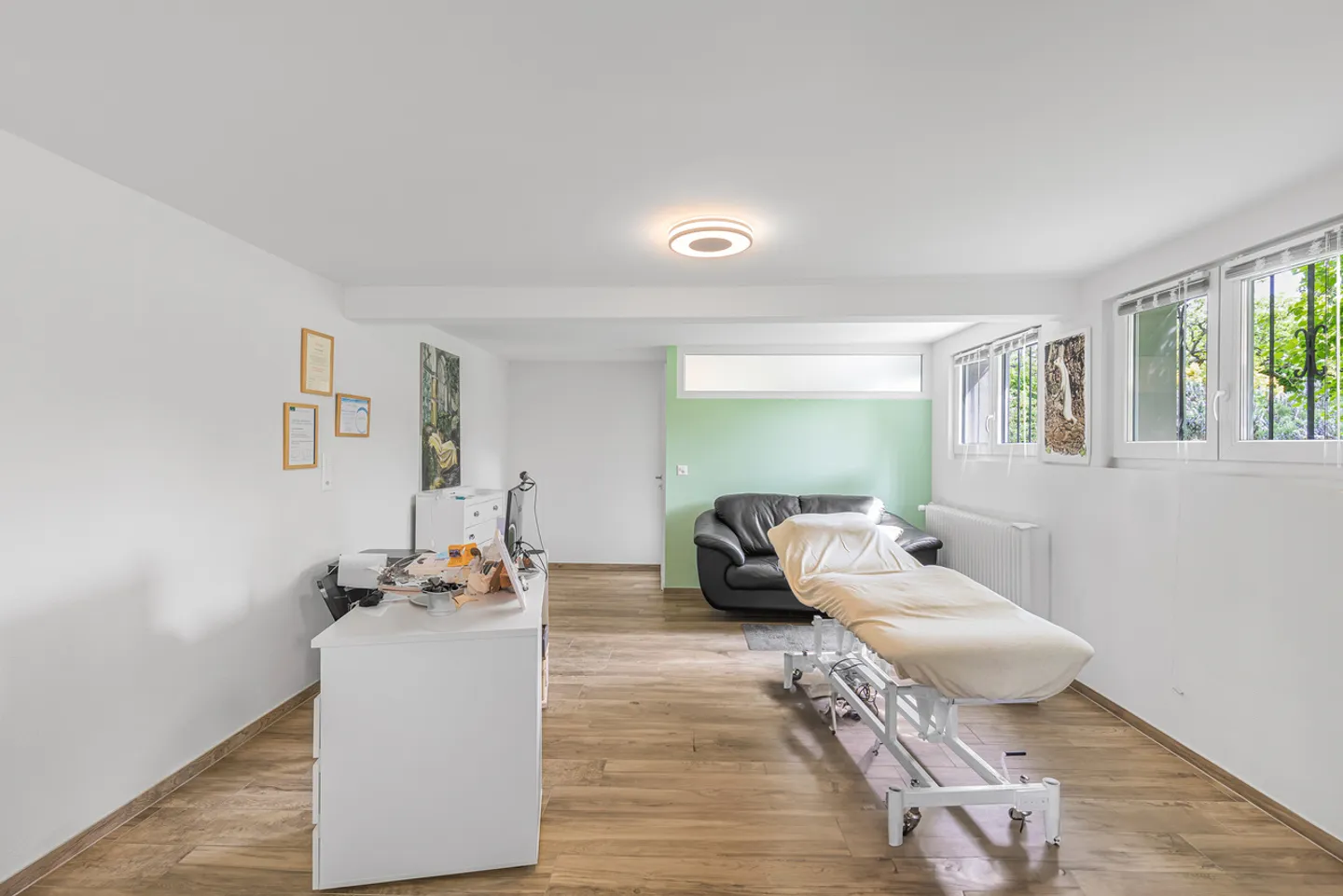 Villa individuelle avec magnifique piscine dans quartier résidentiel! - Photo 10 sur 14