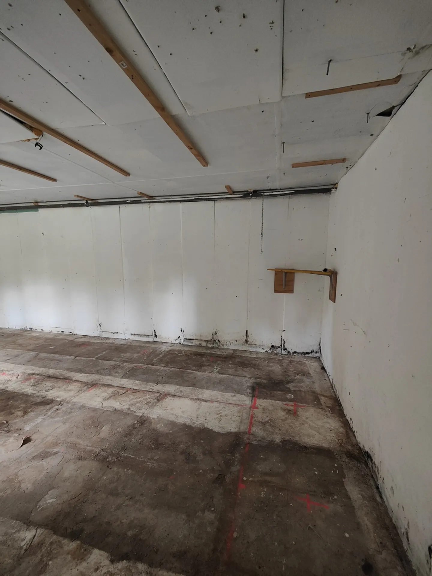 120m2 Salle de stockage Zurich - Am Wasser 161 - Photo 6 sur 9