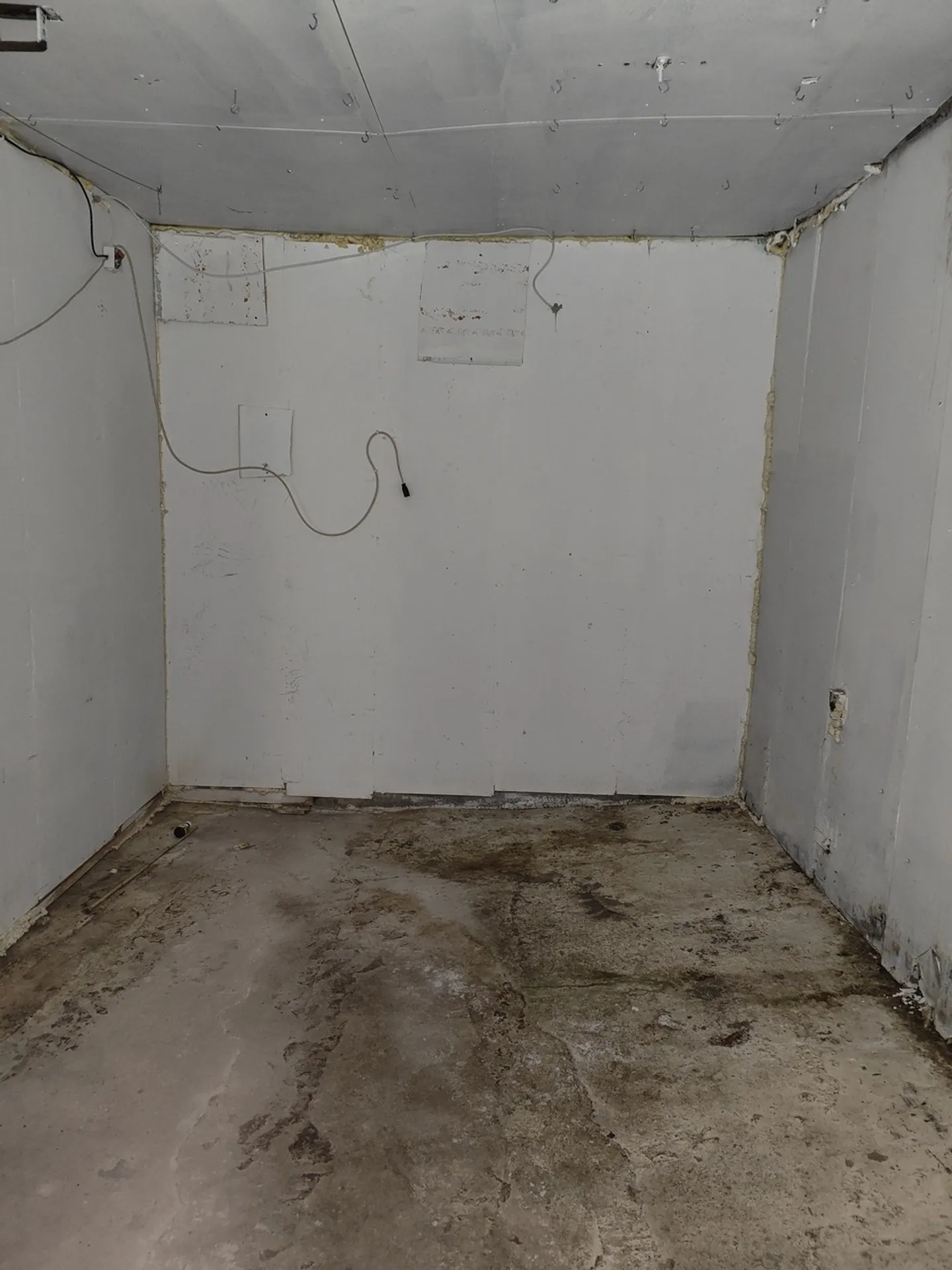 120m2 Salle de stockage Zurich - Am Wasser 161 - Photo 8 sur 9