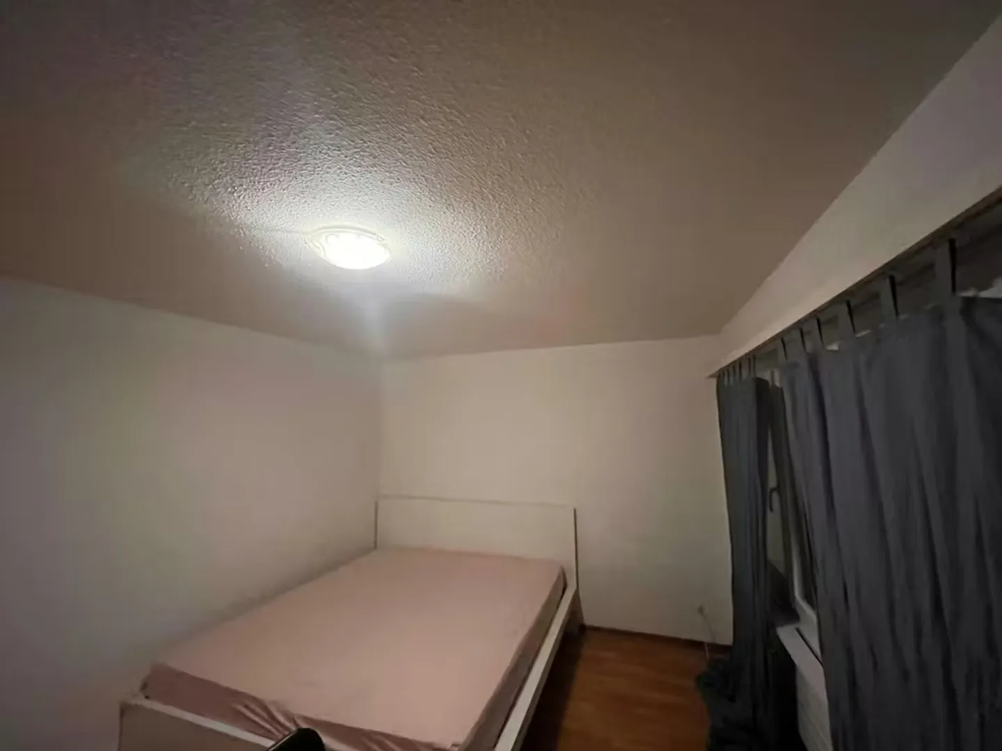 Apartment for rent - Photo 2 of 7