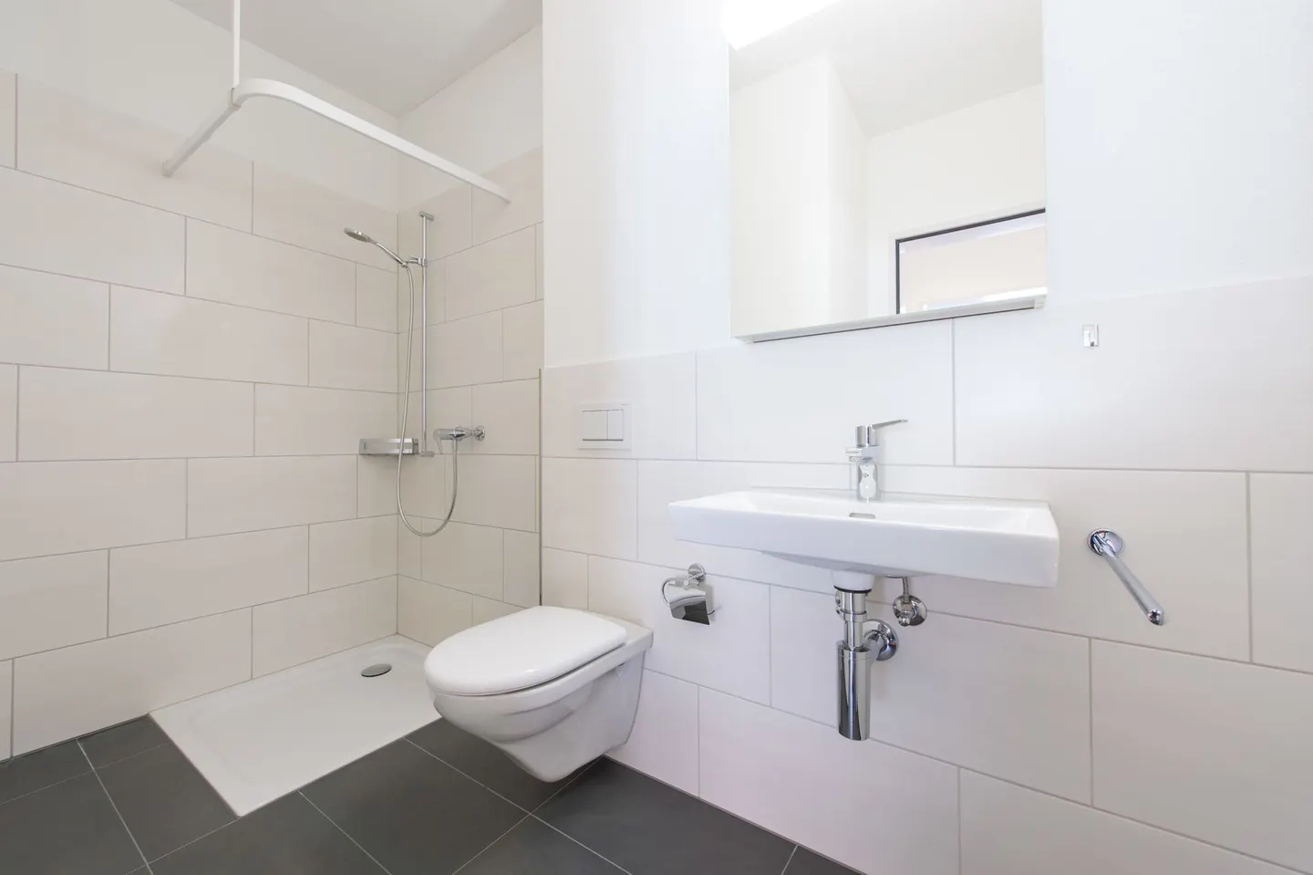 In the Heart of Schötz - Modern 4.5 Room Apartment - Photo 7 of 14